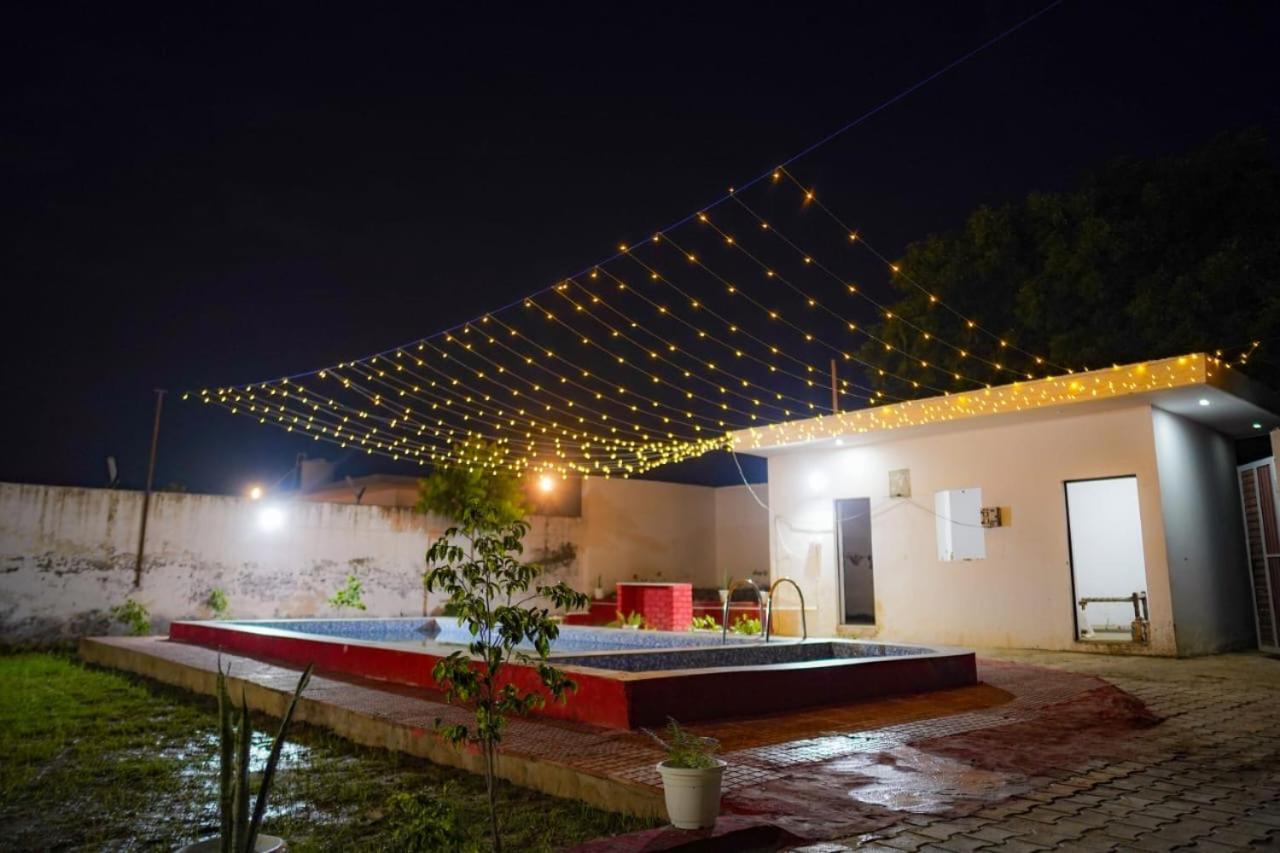 Venus Farm Villa Gurgaon Buitenkant foto